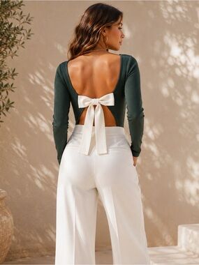 Topshop Ribbed Long Sleeve Back Bow Bodysuit Green US 6